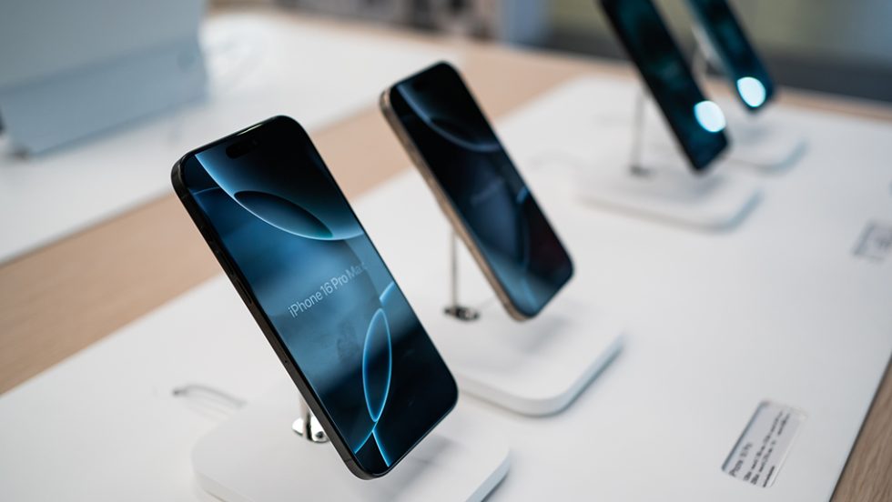 apple iPhone 16 Pro